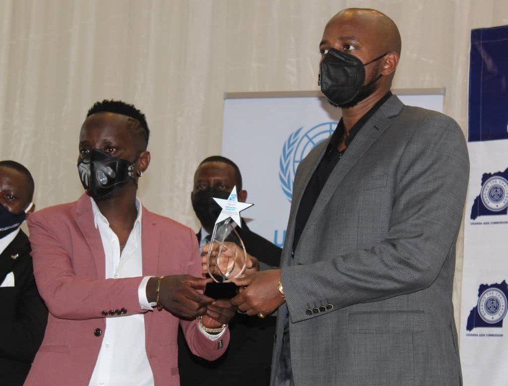 One of Renown Ugandan MC's MC Kats Has Been Given An Award For His Contribution Towards His Fight Against HIV/Aids Stigma